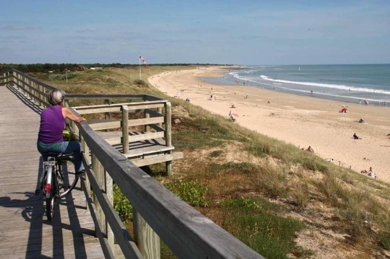 Tres Belle Villa Avec Piscine Le Bois-Plage-en-Ré Zewnętrze zdjęcie